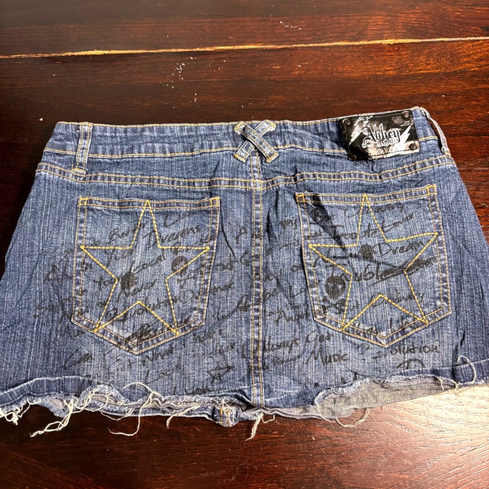 Y2K Abbey Dawn Avril Lavigne Denim Mini Skirt Graphic Star Skull Punk Size 9